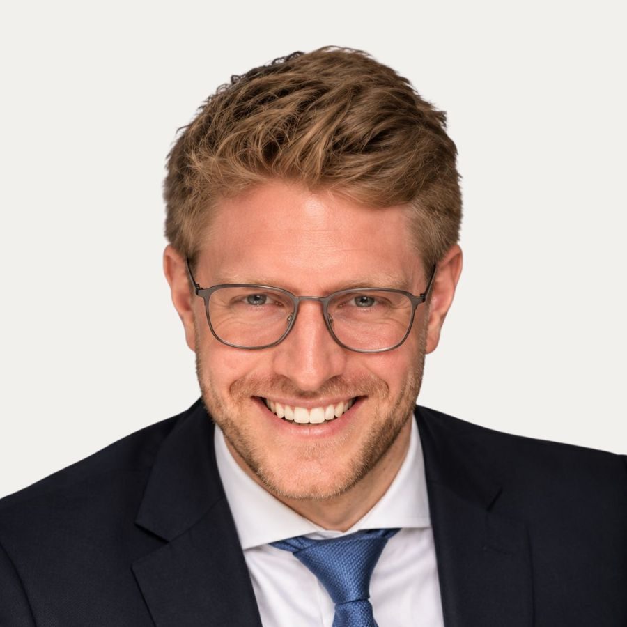 Dr. Michael Sendker